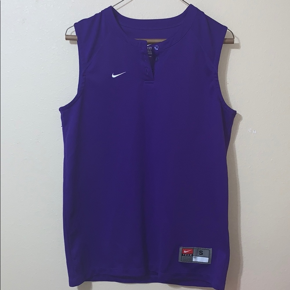 NIKE fit dry purple top